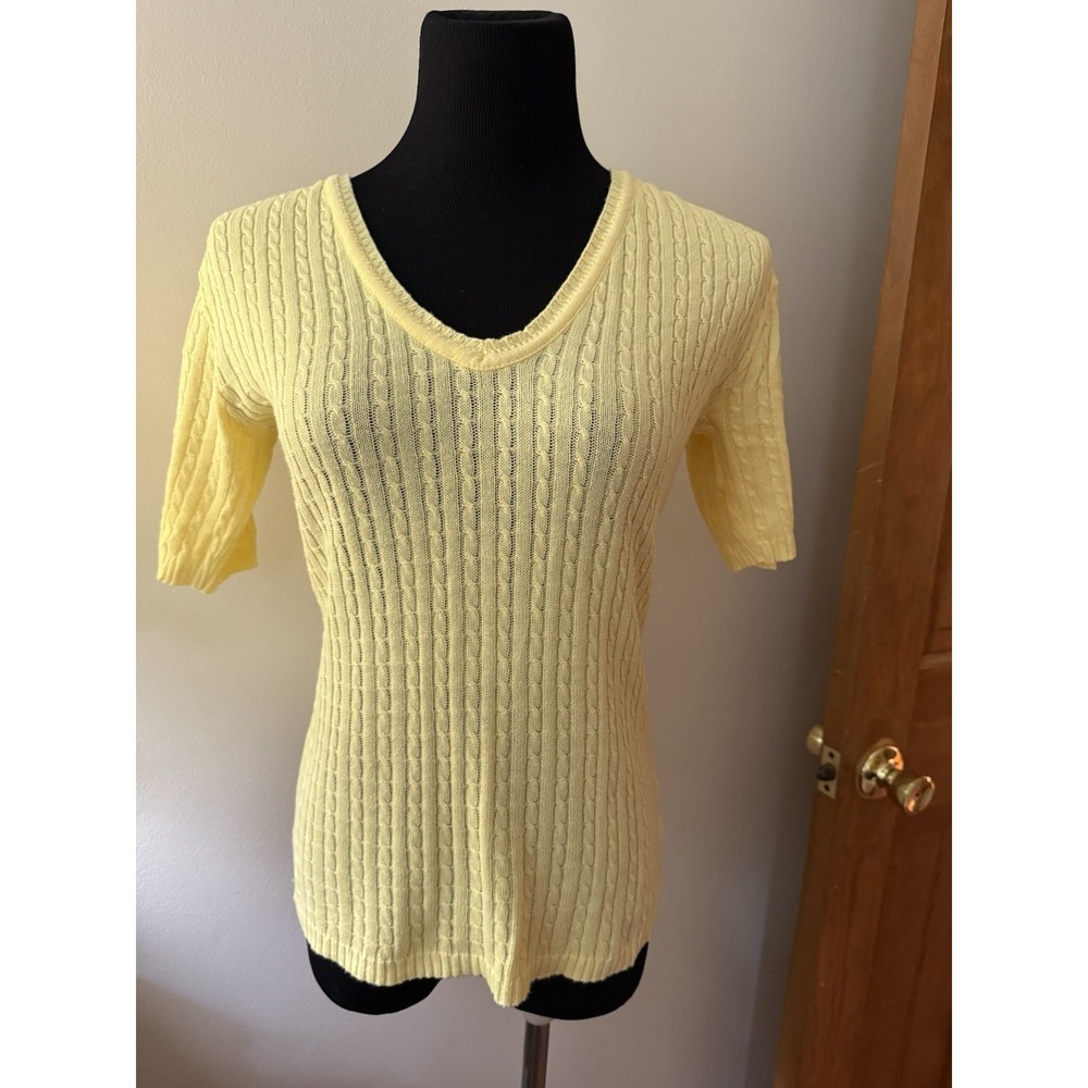 Sweet Romeo short sleeve v-neck size M 100% cotton sweater